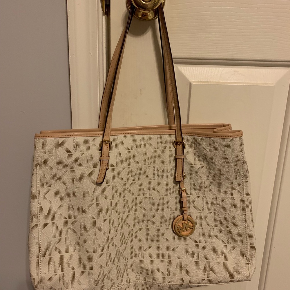 Michael Kors purse